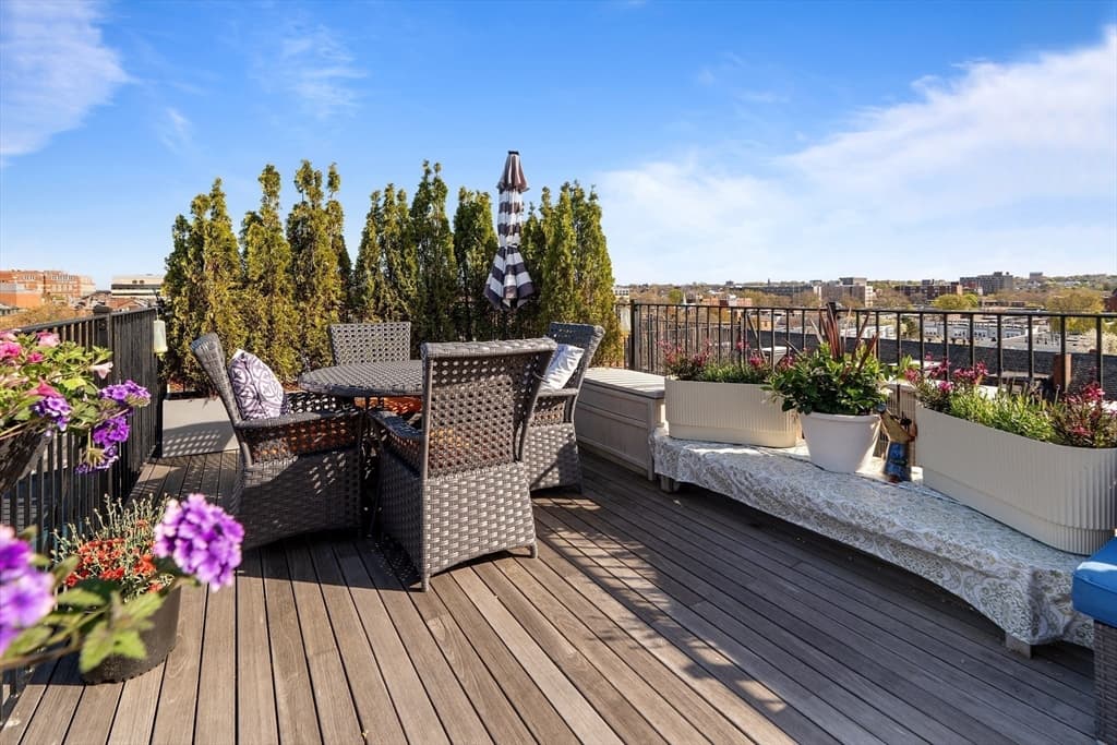 Condominium at 531 Massachusetts Ave # 3, Boston MA 02118, photo 34 of 40