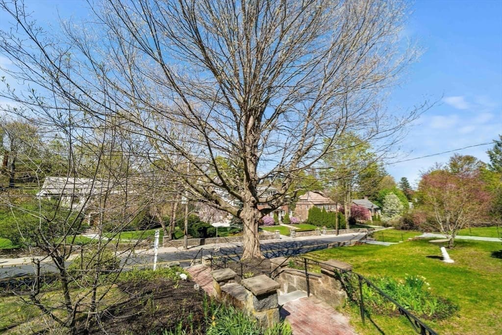 Single Family Residence at 292 Pond St, Boston MA 02130, Boston, photo 33 of 38