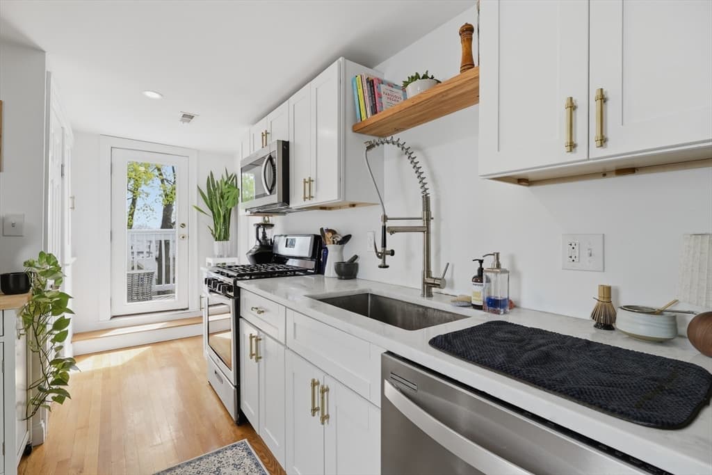 13 Roy Street # 3, Swampscott MA 01907