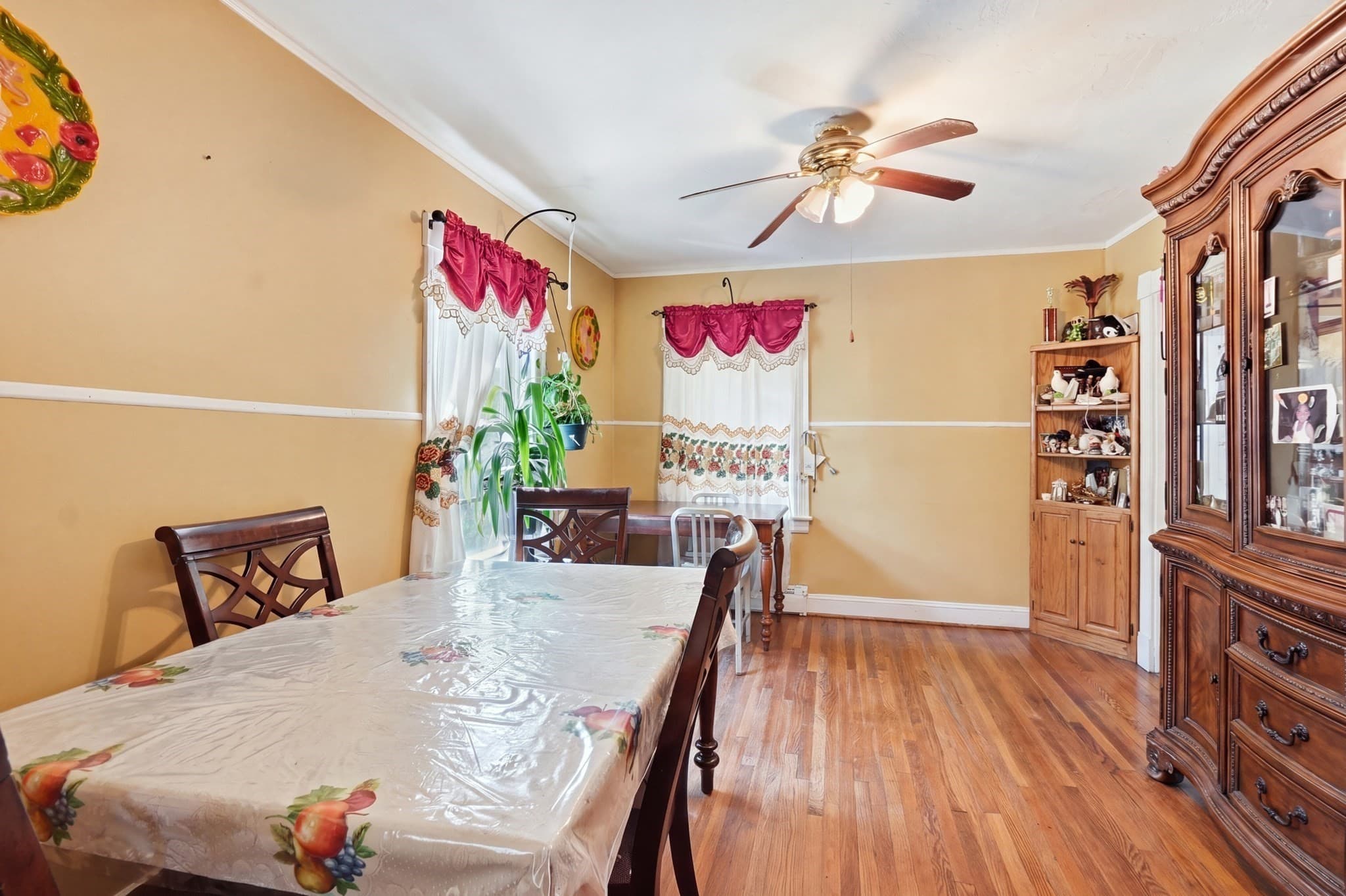 Single Family Residence at 95 Cedar St, Framingham MA 01702, photo 12 of 41
