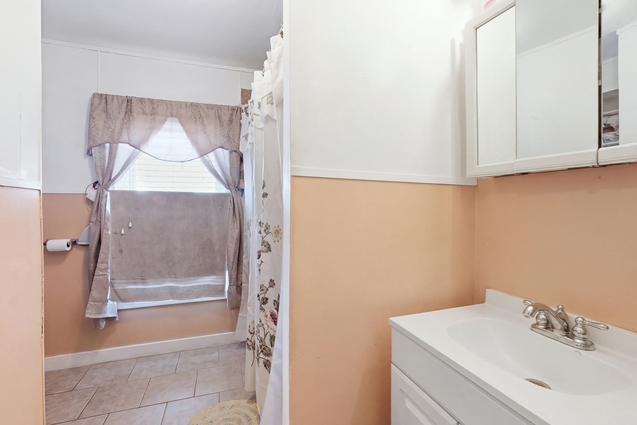 Single Family Residence at 95 Cedar St, Framingham MA 01702, photo 26 of 41