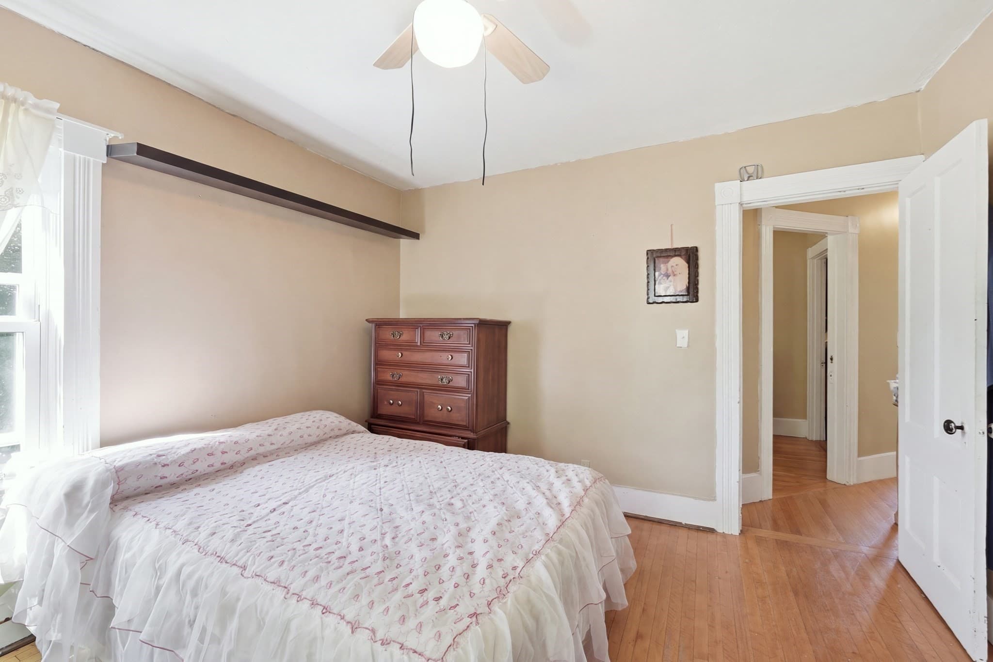Single Family Residence at 95 Cedar St, Framingham MA 01702, photo 18 of 41