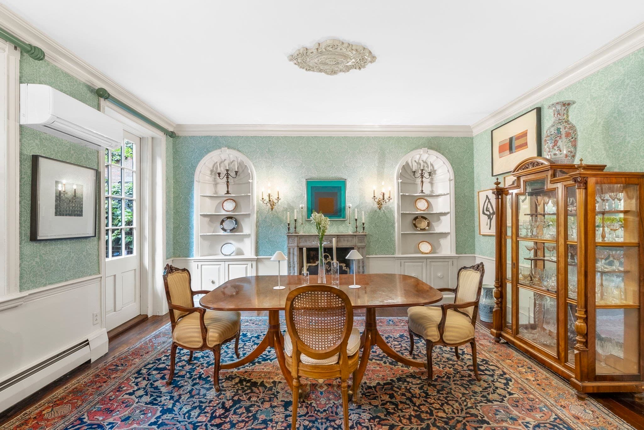 Single Family Residence at 52 Pinckney St, Boston MA 02114, photo 16 of 41