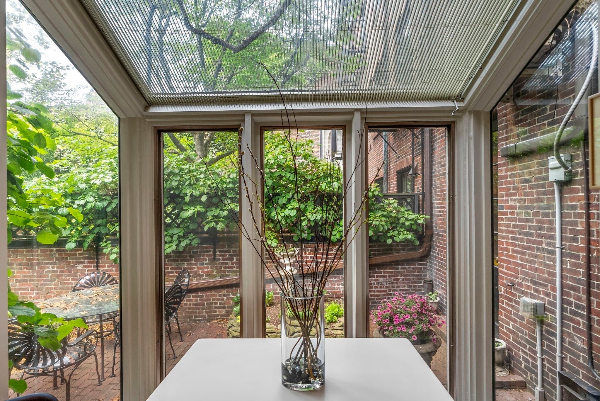 Single Family Residence at 52 Pinckney St, Boston MA 02114, photo 22 of 41