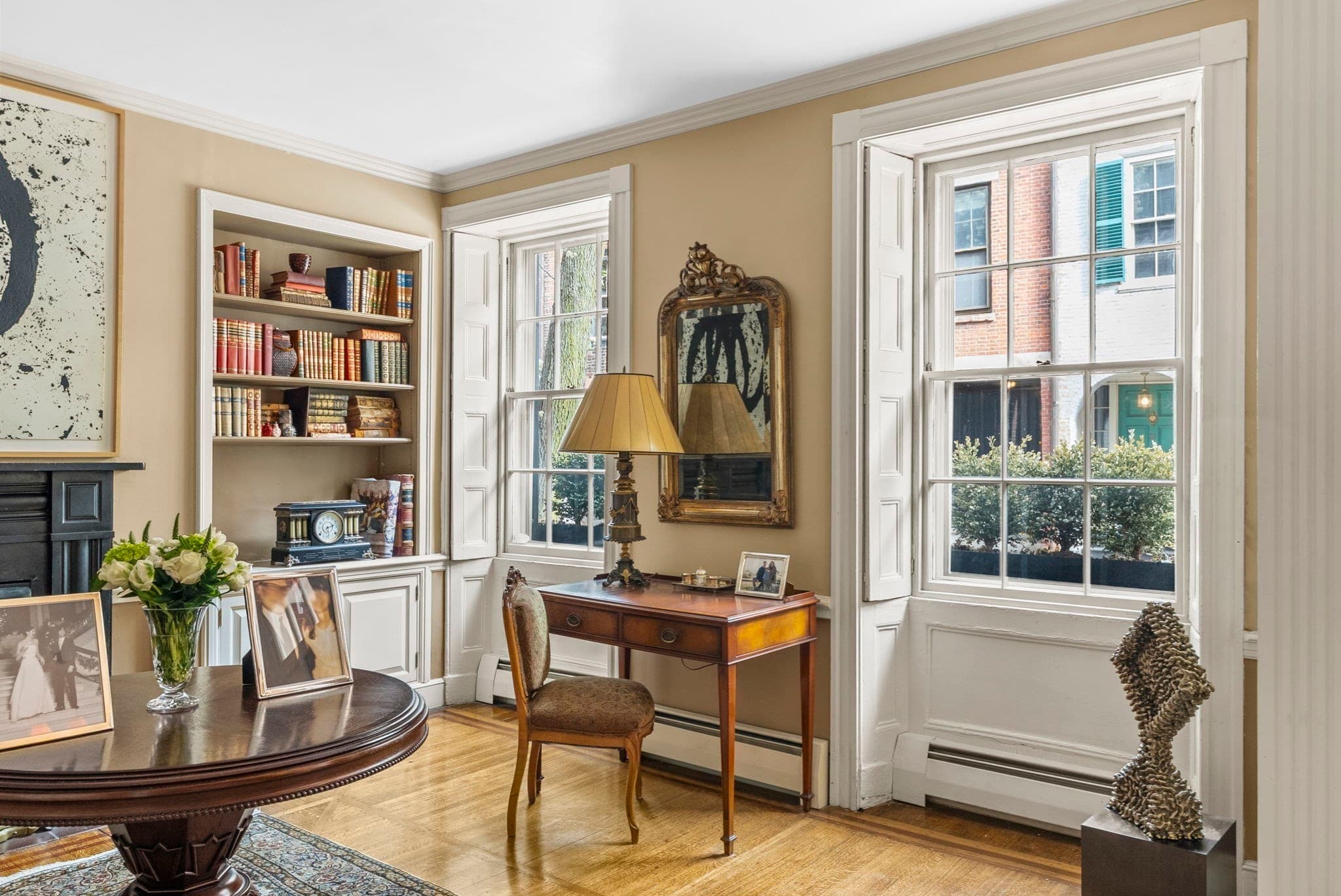 Single Family Residence at 52 Pinckney St, Boston MA 02114, photo 7 of 41