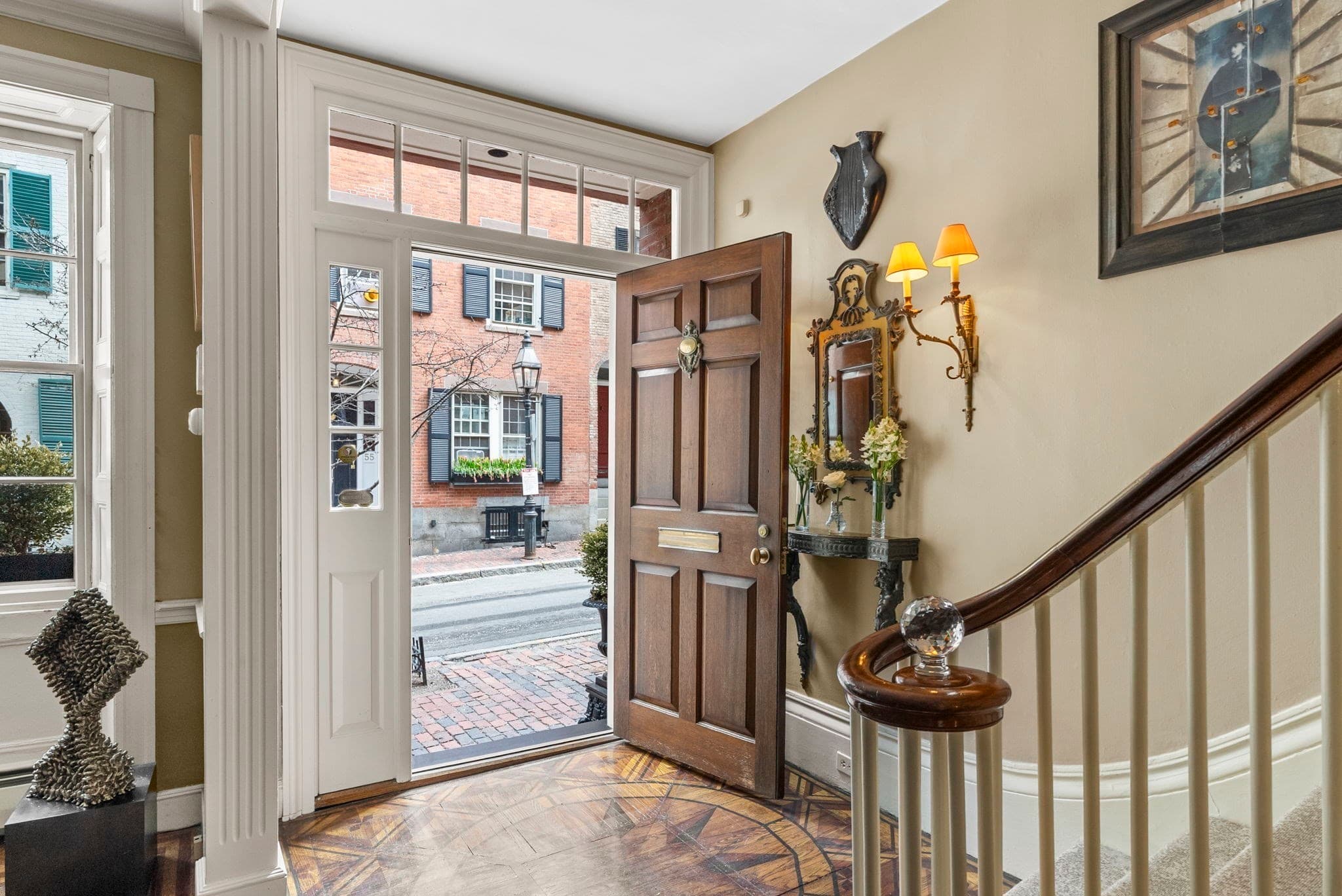 Single Family Residence at 52 Pinckney St, Boston MA 02114, photo 3 of 41