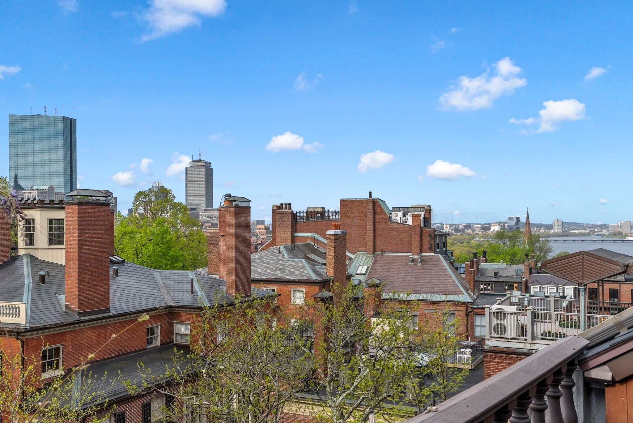 Single Family Residence at 52 Pinckney St, Boston MA 02114, photo 28 of 41
