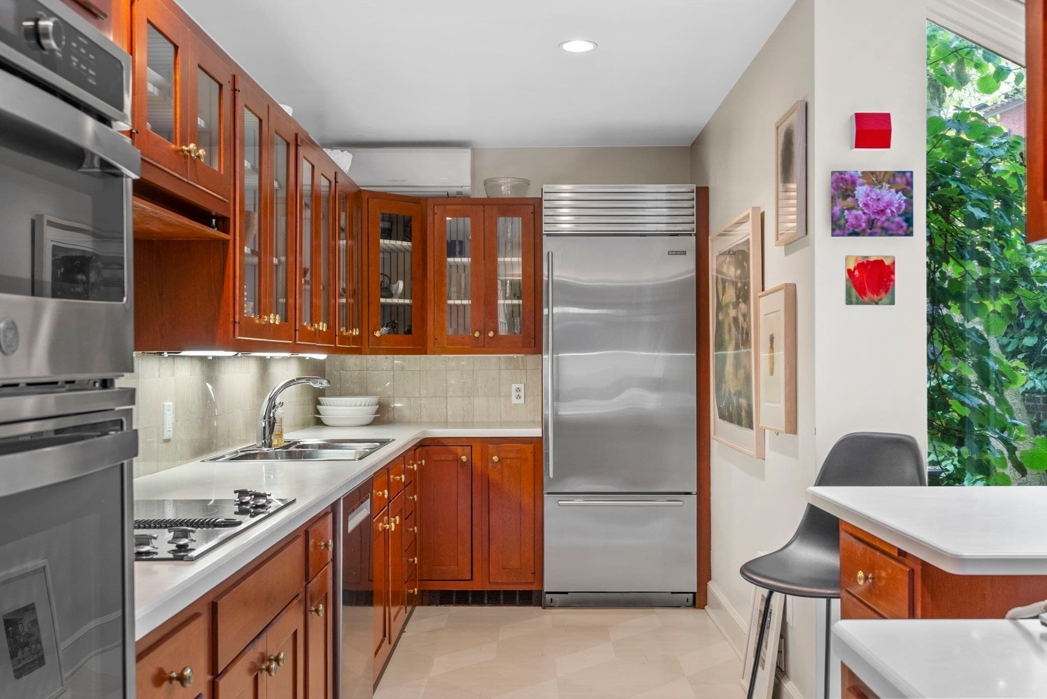 Single Family Residence at 52 Pinckney St, Boston MA 02114, photo 20 of 41