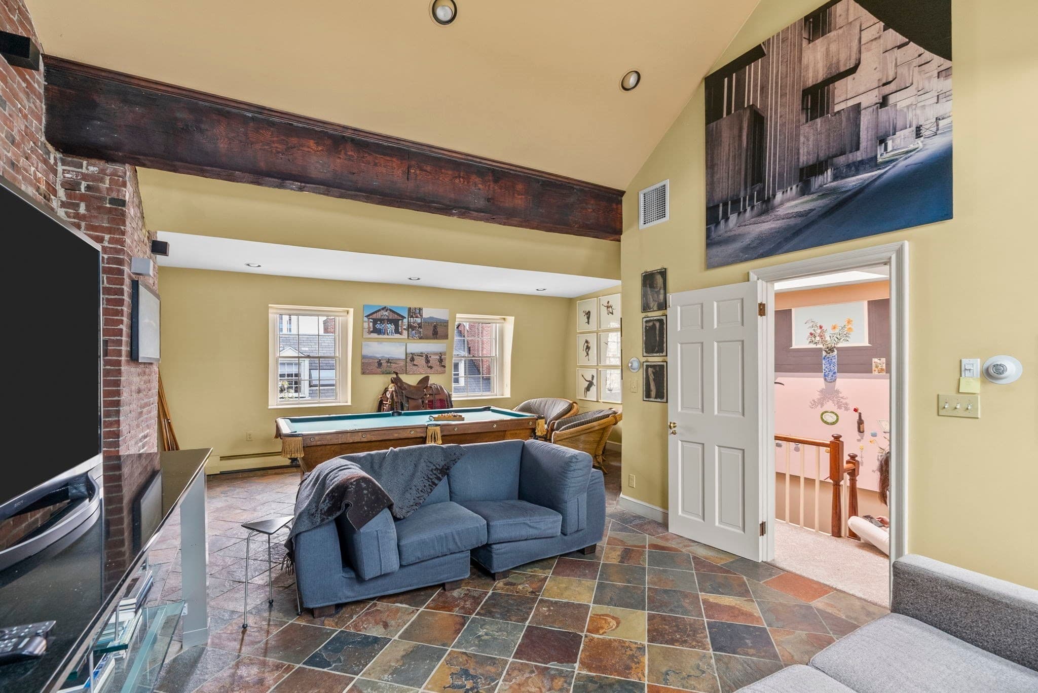 Single Family Residence at 52 Pinckney St, Boston MA 02114, photo 24 of 41