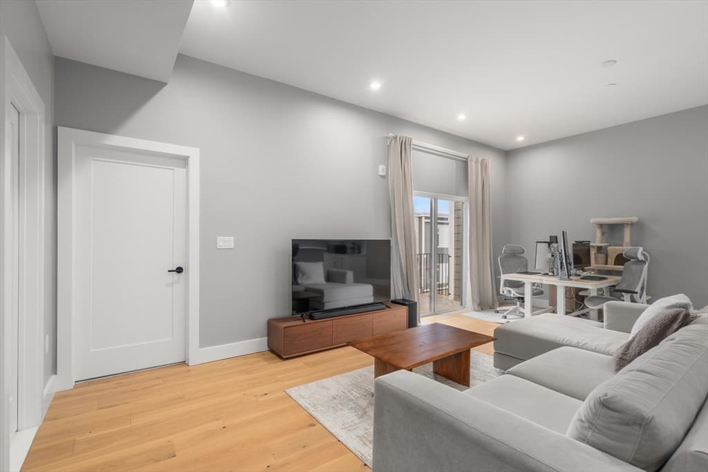 60 Cross St E # 328, Somerville MA 02145 photo 5