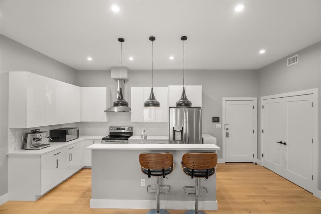 60 Cross St E # 328, Somerville MA 02145 photo 11