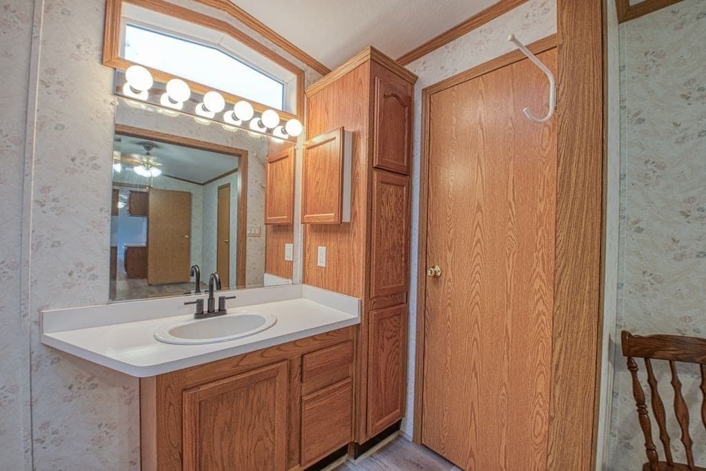 Mobile Home at 789 North Main Street, West Bridgewater MA 02379, photo 7 of 12