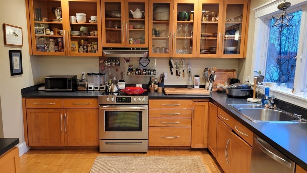 79 Winthrop Road, Brookline MA 02445 photo 2