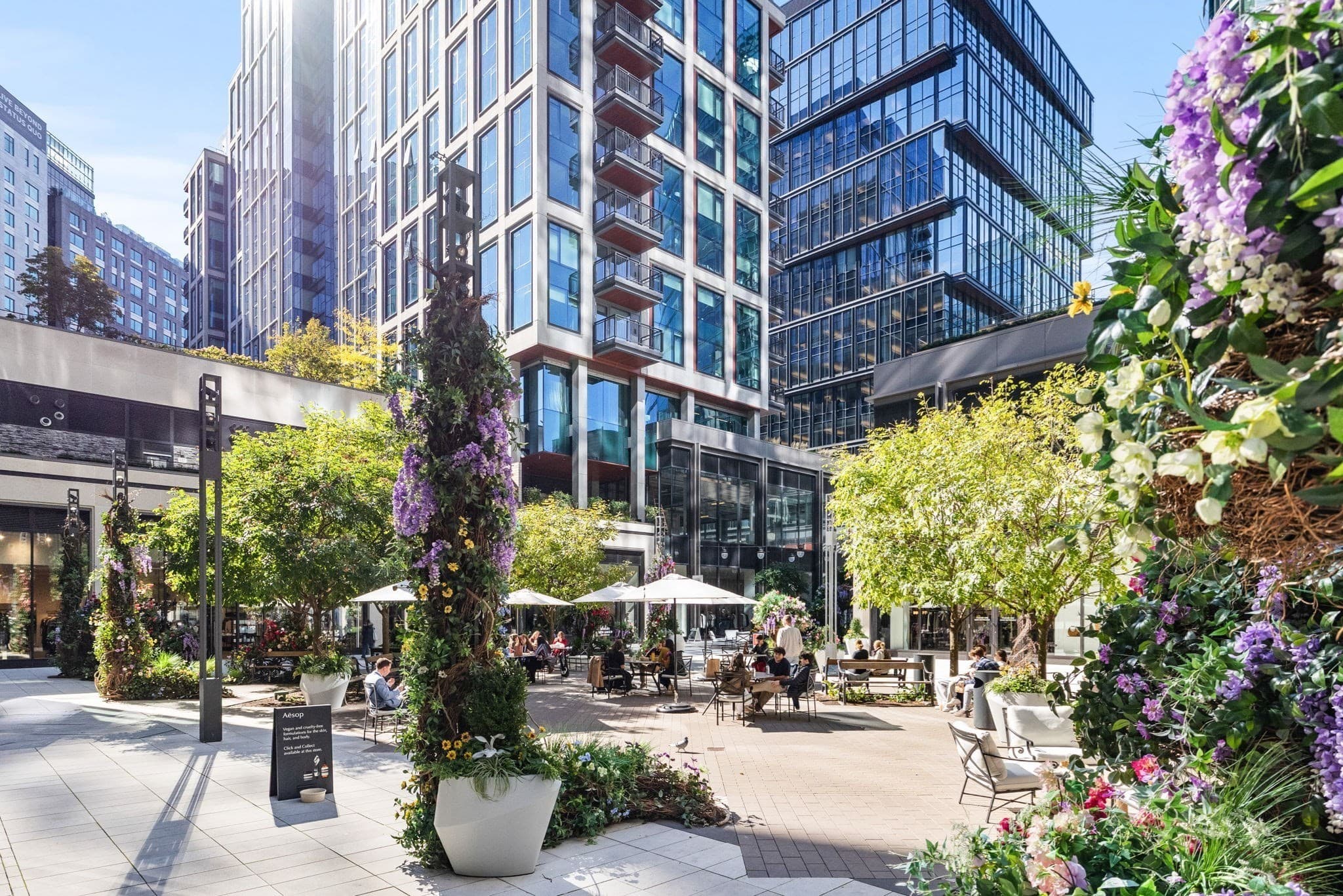 Condominium at 135 Seaport Blvd # 906, Boston MA 02210, photo 2 of 33