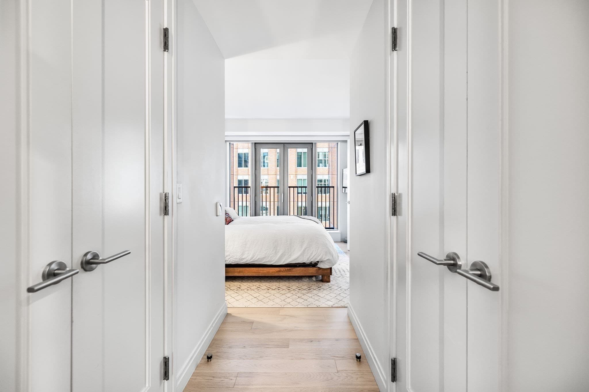 Condominium at 135 Seaport Blvd # 906, Boston MA 02210, photo 12 of 33