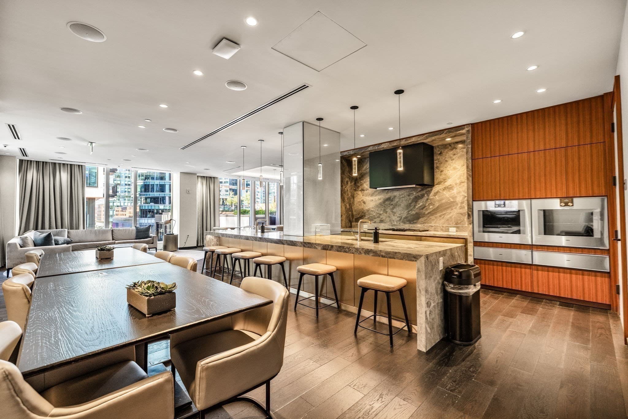 Condominium at 135 Seaport Blvd # 906, Boston MA 02210, photo 24 of 33