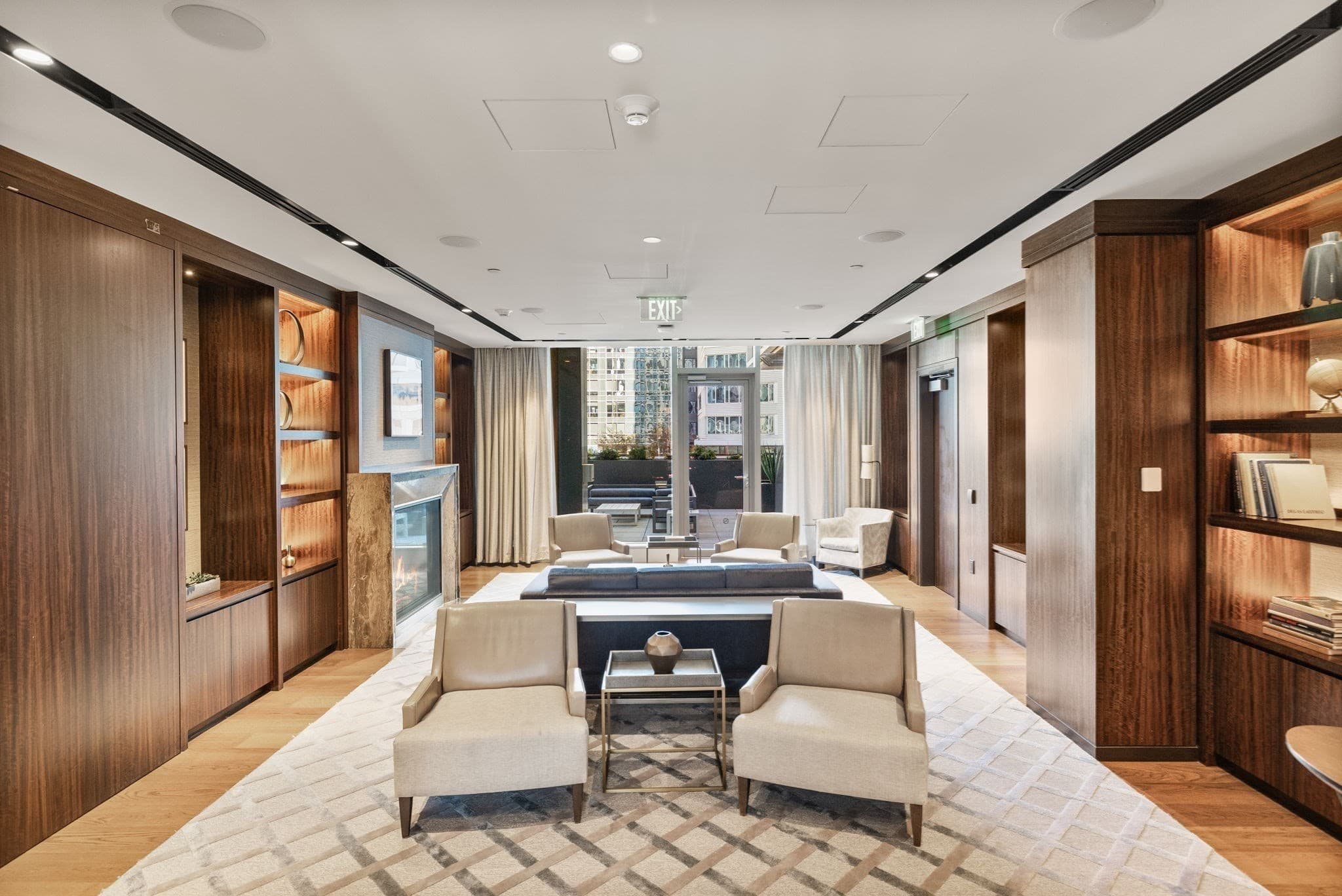 Condominium at 135 Seaport Blvd # 906, Boston MA 02210, photo 25 of 33