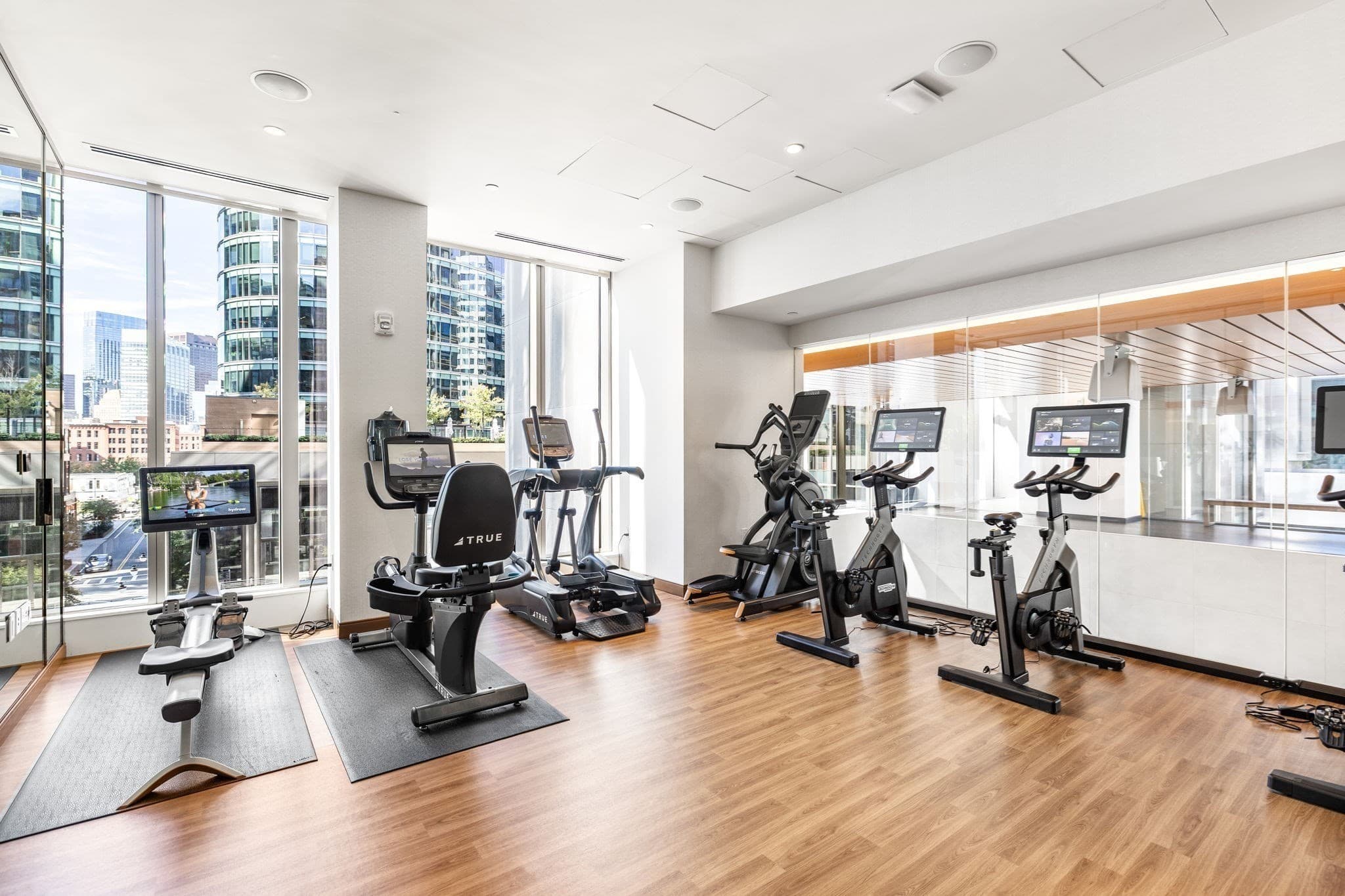 Condominium at 135 Seaport Blvd # 906, Boston MA 02210, photo 21 of 33