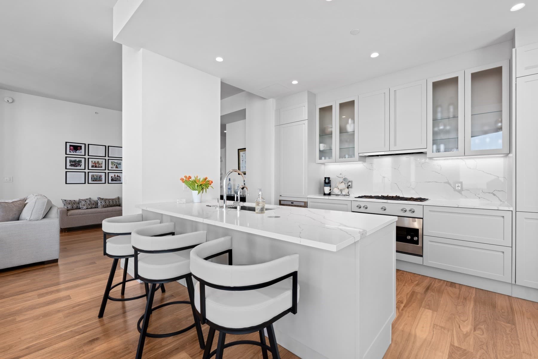 Condominium at 110 Sudbury # 4305, Boston MA 02114, photo 9 of 39