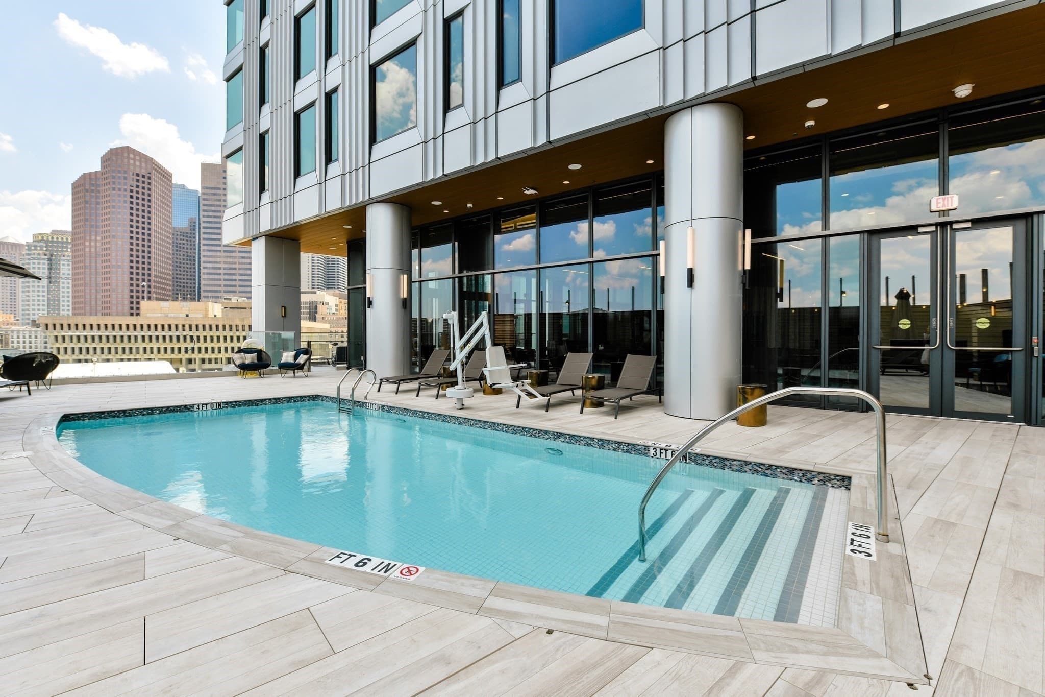 Condominium at 110 Sudbury # 4305, Boston MA 02114, photo 37 of 39