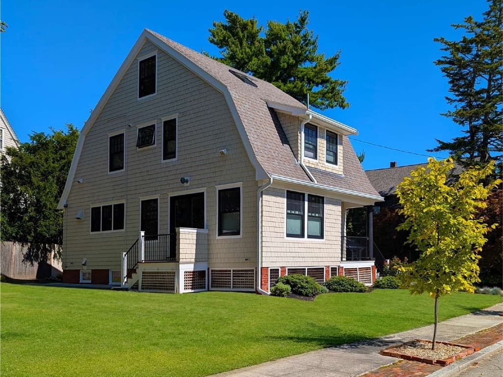 36 Nisbet, Providence RI 02906