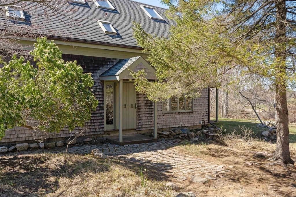 24 Beetle Swamp Rd, Edgartown MA 02539 photo 3