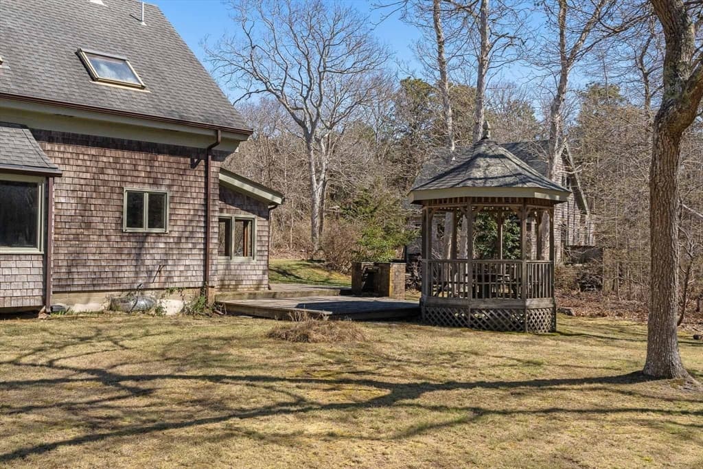 24 Beetle Swamp Rd, Edgartown MA 02539 photo 5