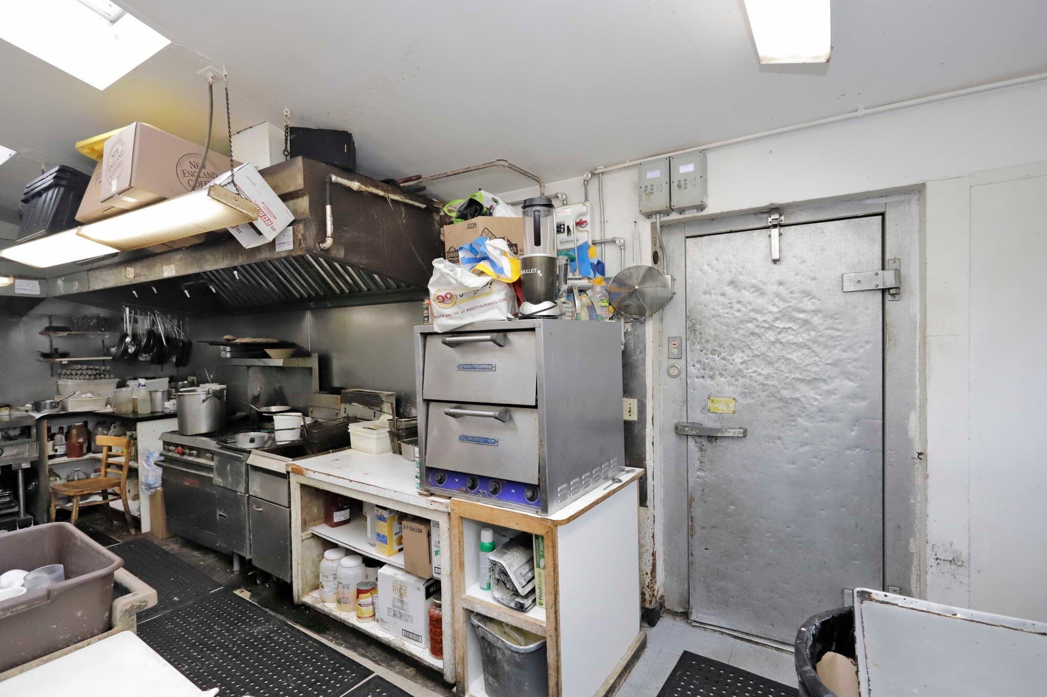 Commercial Sale at 116 Sconticut Neck Rd, Fairhaven MA 02719, photo 17 of 21