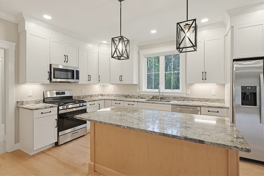86 Plain Street, Hopedale MA 01747 photo 12