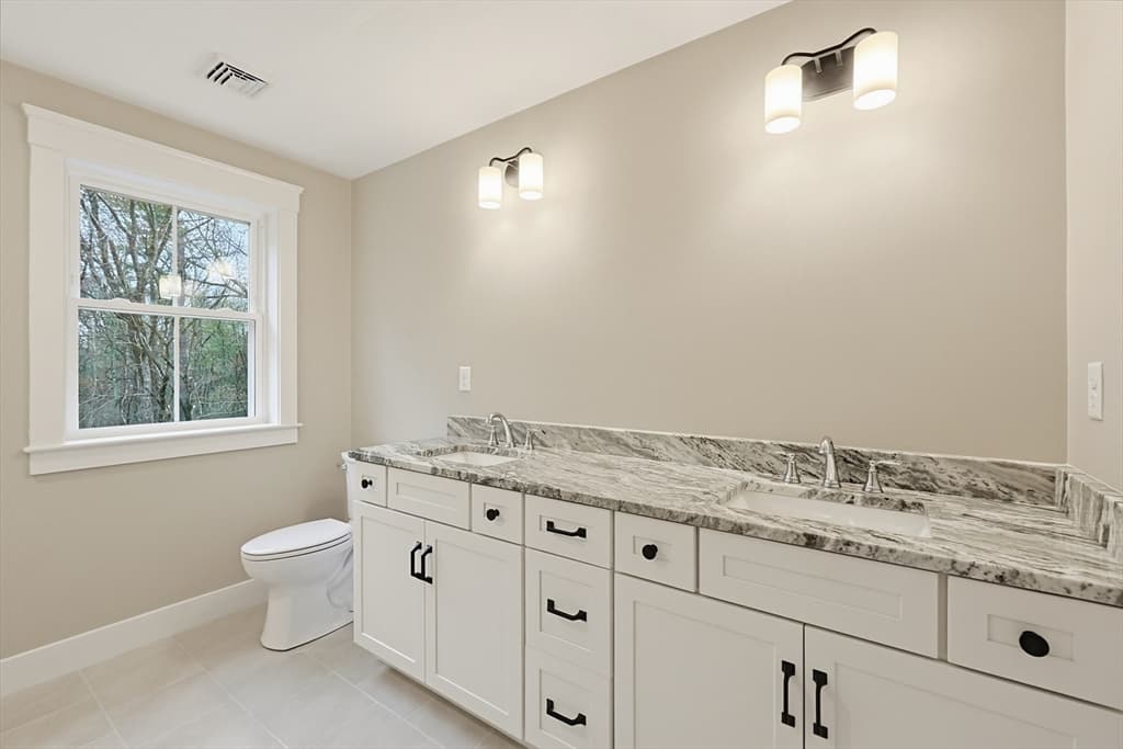86 Plain Street, Hopedale MA 01747 photo 32