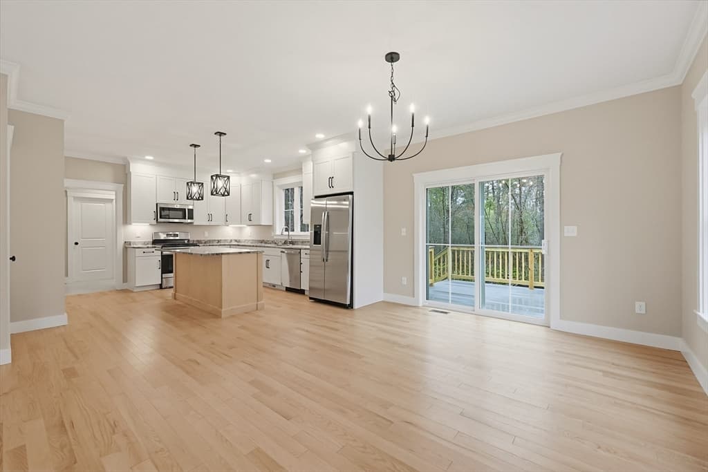 86 Plain Street, Hopedale MA 01747 photo 9