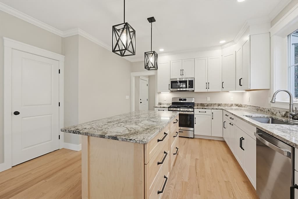 86 Plain Street, Hopedale MA 01747 photo 11