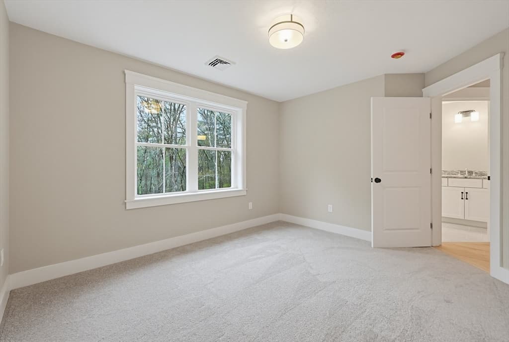 86 Plain Street, Hopedale MA 01747 photo 29