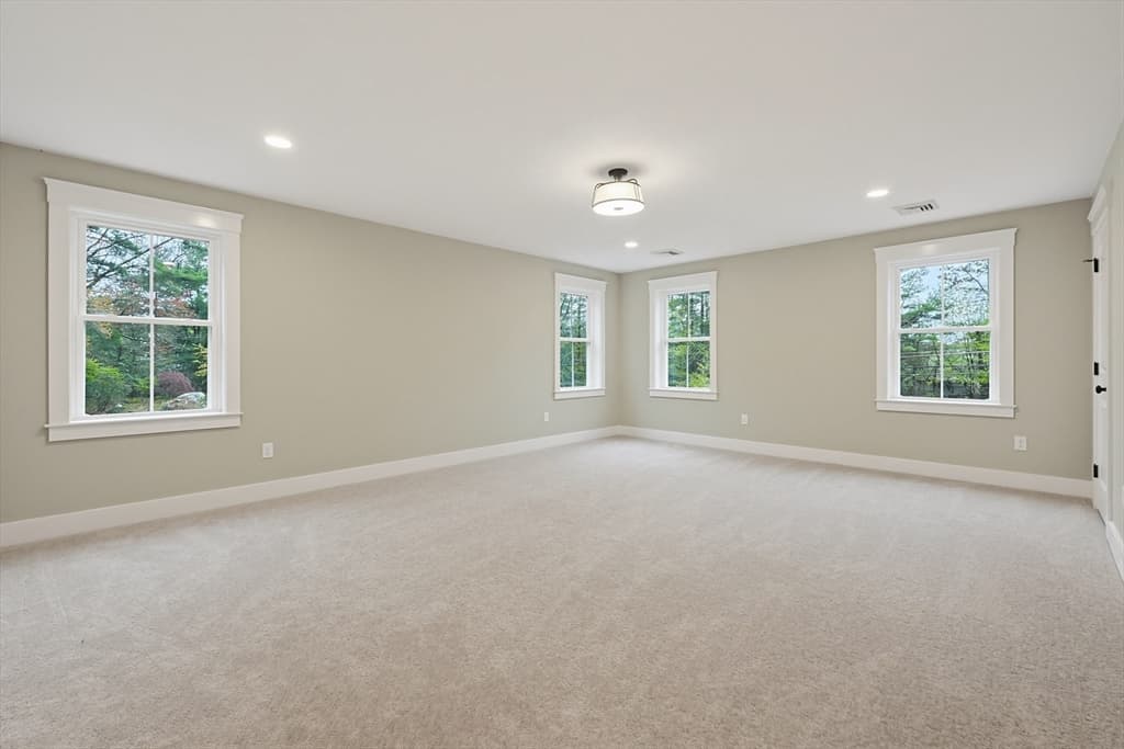 86 Plain Street, Hopedale MA 01747 photo 25