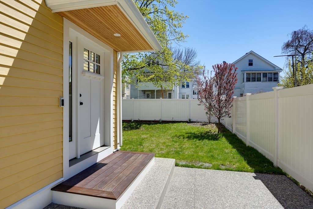 Condominium at 116 Milton Street # 116, Arlington MA 02474, Arlington, photo 3 of 35