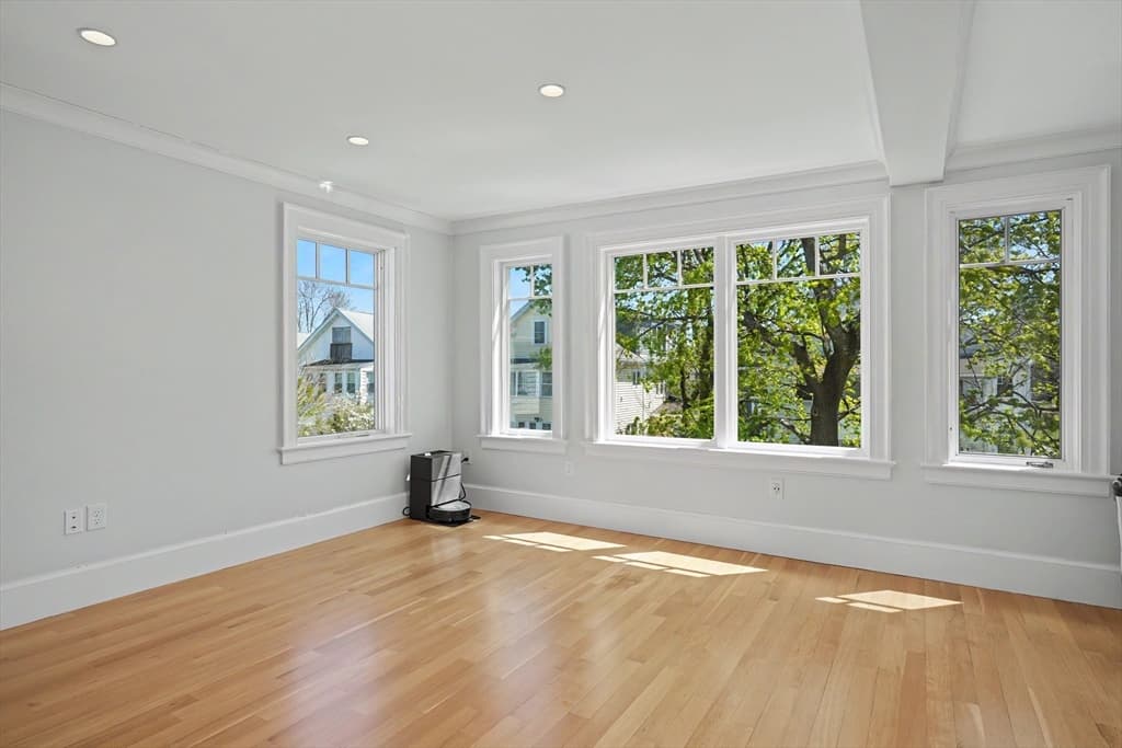 Condominium at 116 Milton Street # 116, Arlington MA 02474, Arlington, photo 14 of 35