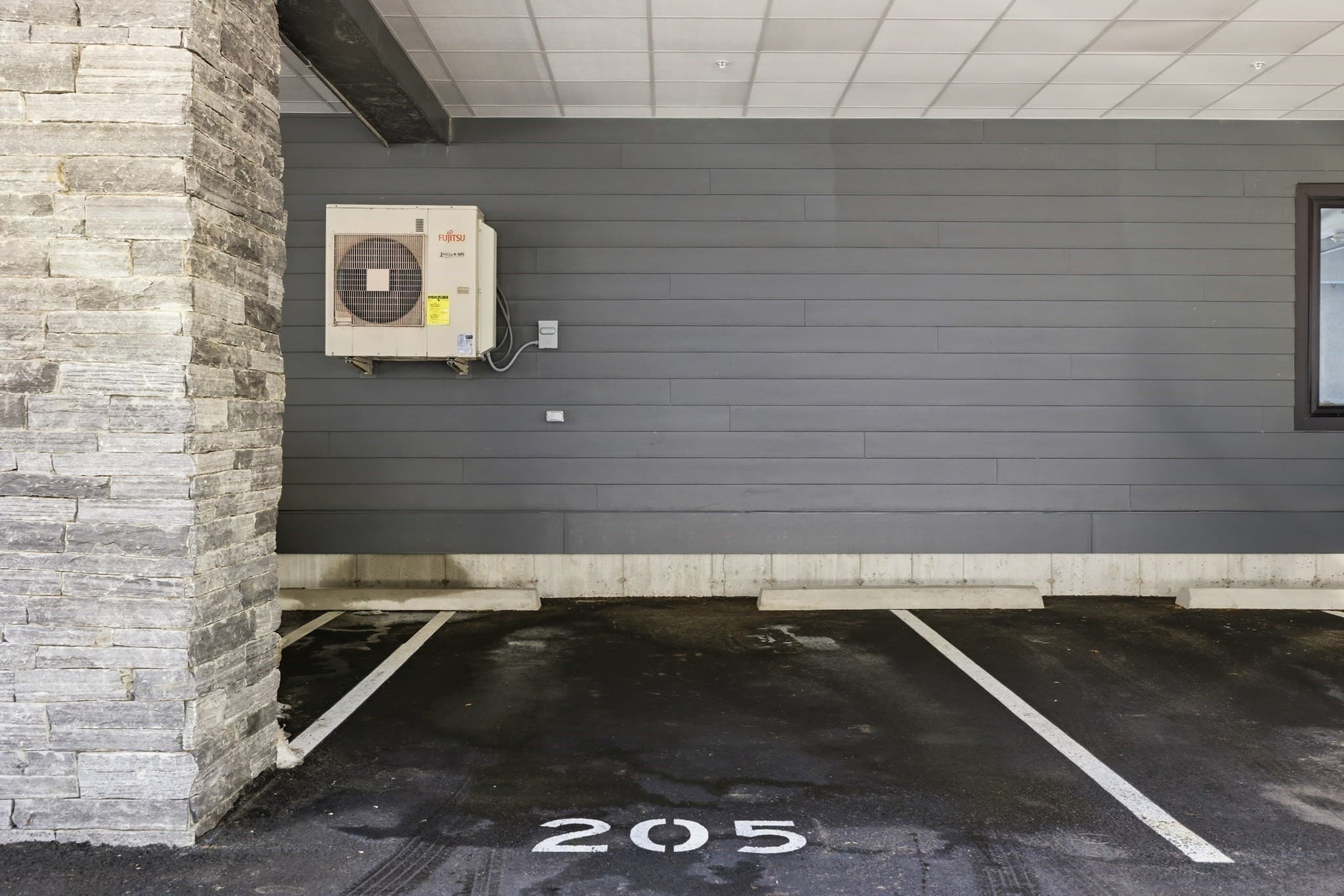 Condominium at 1000 Washington St # 205, Dedham MA 02026, photo 17 of 21