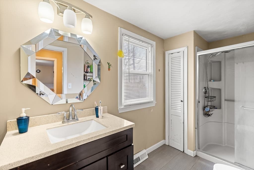 Single Family Residence at 54 Shirley Ave, Lowell MA 01854, Lowell, photo 14 of 21