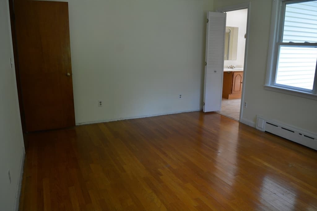 Single Family Residence at 18 Highland Park Drive, West Springfield MA 01089, photo 16 of 40