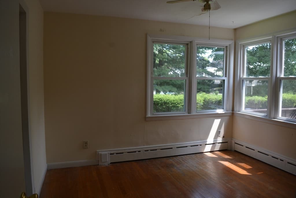 Single Family Residence at 18 Highland Park Drive, West Springfield MA 01089, photo 18 of 40