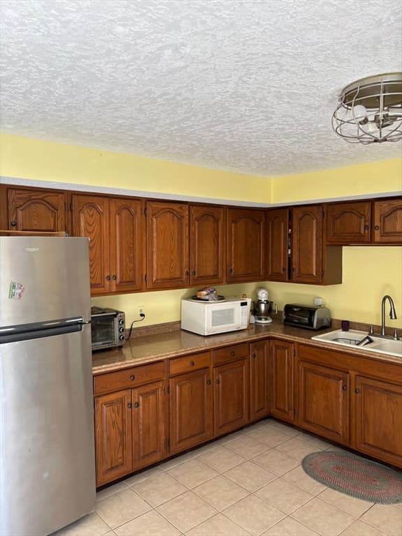 Condominium at 283 Fuller Rd # T, Chicopee MA 01020, photo 5 of 12
