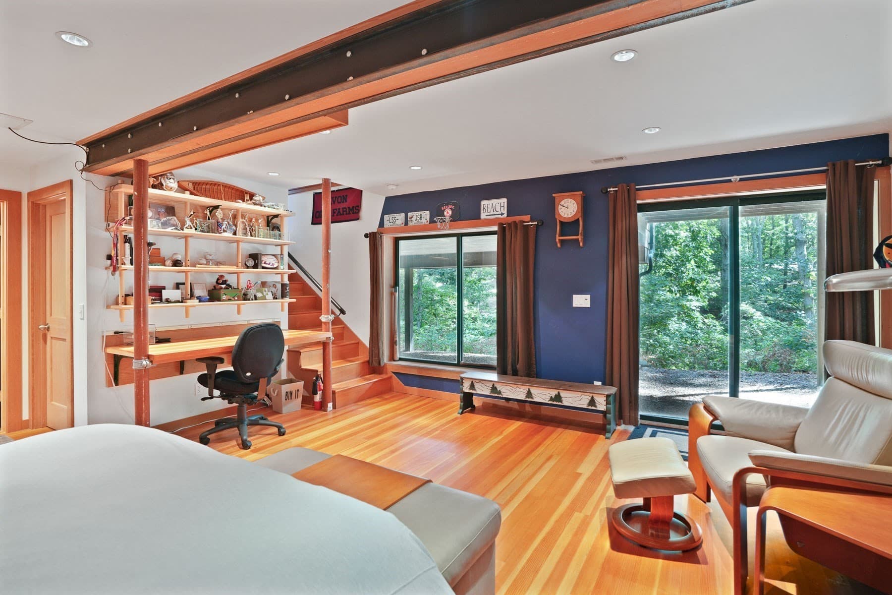 Single Family Residence at 159 Lake Street, Tisbury MA 02568, photo 26 of 31