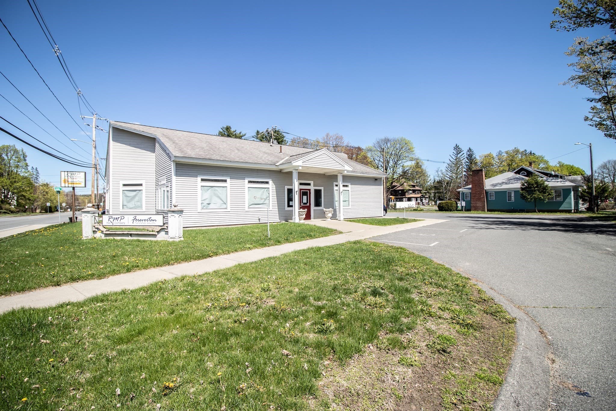 443-445 Bernardston Rd., Greenfield MA 01301