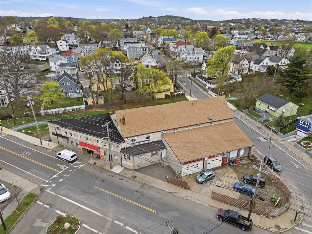 723-727 Summer St, Lynn MA 01905