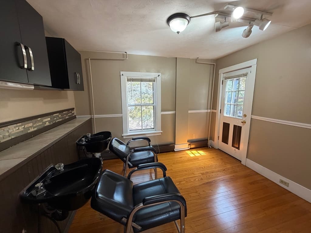 30 Mohawk Trl, Greenfield MA 01301 photo 9