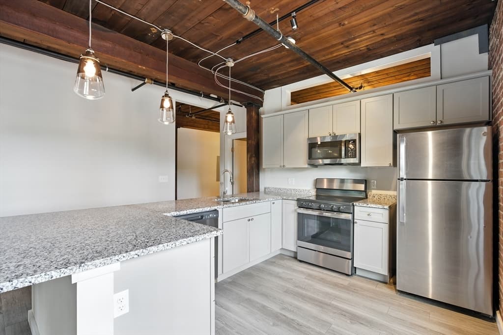 Condominium at 55 Sterling St # 208, Clinton MA 01510, Clinton, photo 13 of 31