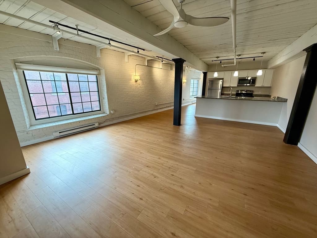 Condominium at 55 Sterling St # 208, Clinton MA 01510, Clinton, photo 5 of 31