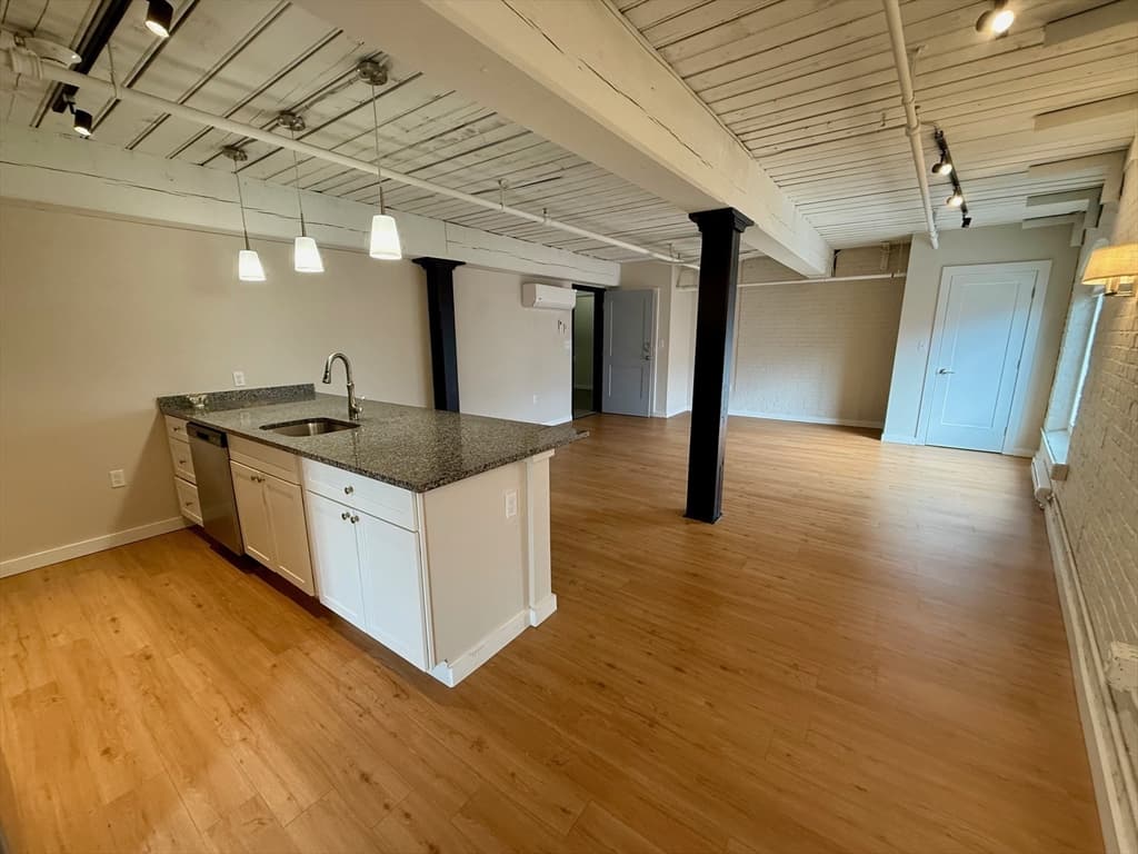 Condominium at 55 Sterling St # 208, Clinton MA 01510, Clinton, photo 4 of 31