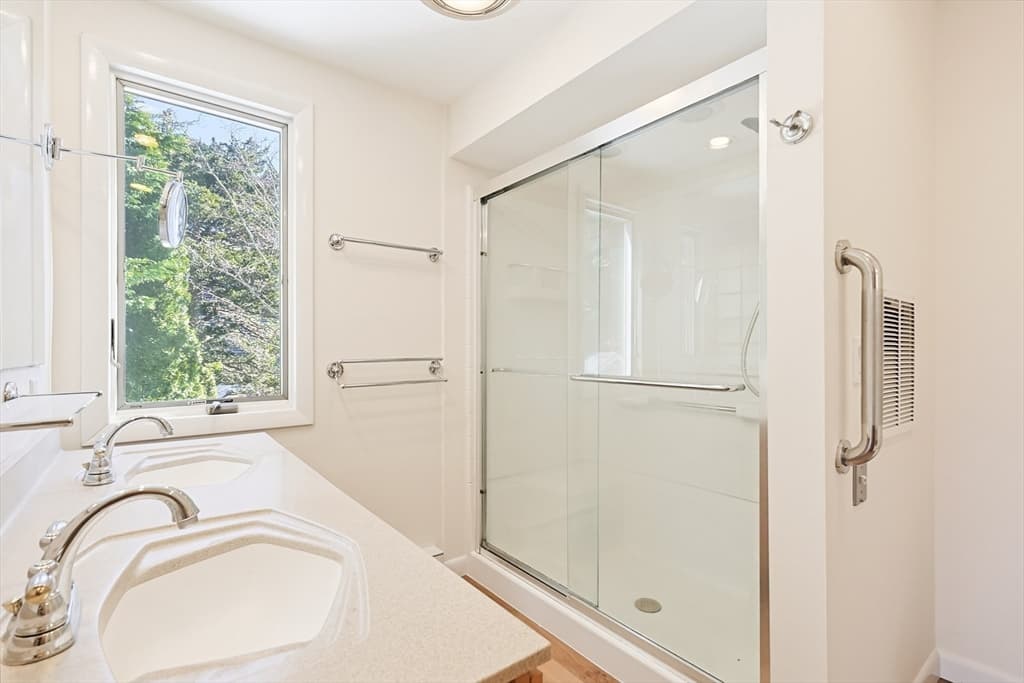 11 Stoney Brook Ln, Dartmouth MA 02748 photo 17
