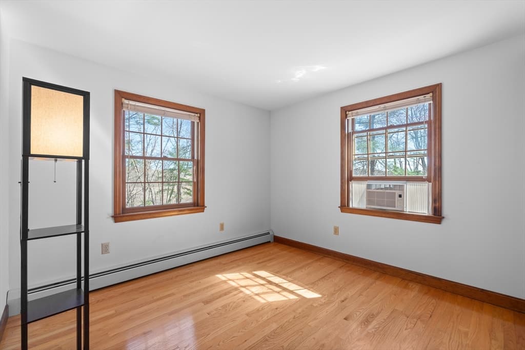 Single Family Residence at 60 Cambridge Rd, Hampstead NH 03841, Hampstead, photo 17 of 33